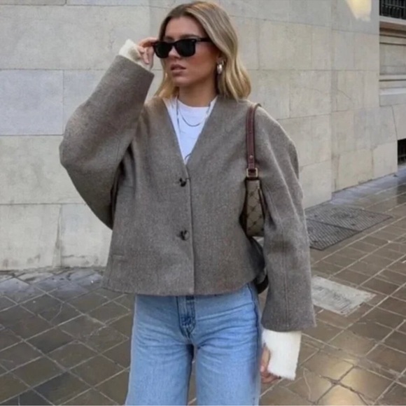 Zara Jackets & Blazers - Zara Manteco Italian Wool Taupe Brown Oversized Crop Jacket Size Medium